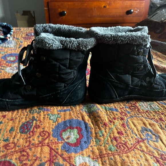 Columbia Midi Ice Queen Black Boots 8 - Picture 3 of 7